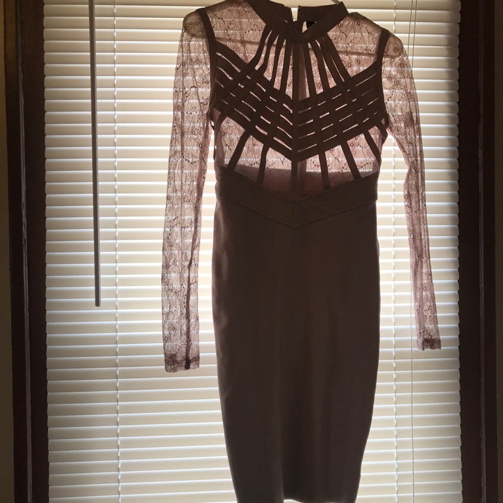 Dress - Picture 3 of 3